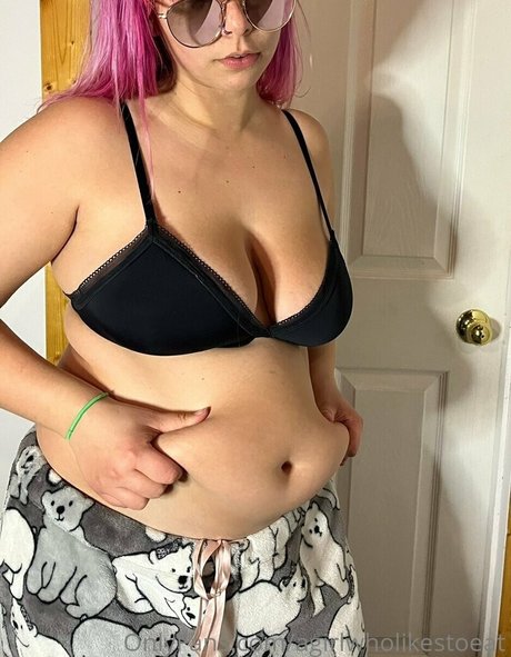 Agirlwholikestoeat photo 36