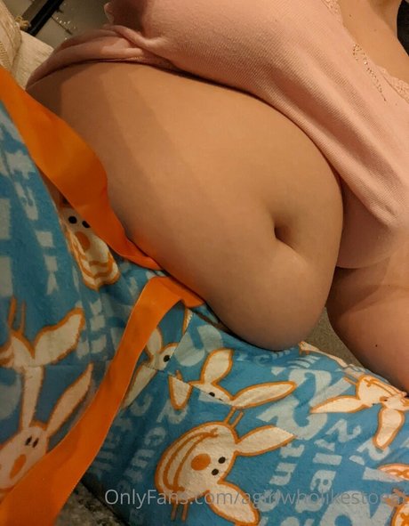 Agirlwholikestoeat photo 55