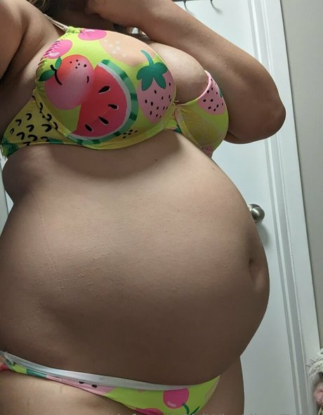 Agirlwholikestoeat photo 155