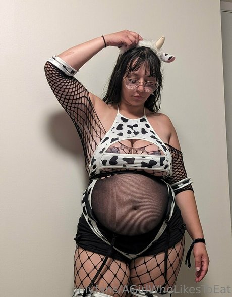 Agirlwholikestoeat photo 180