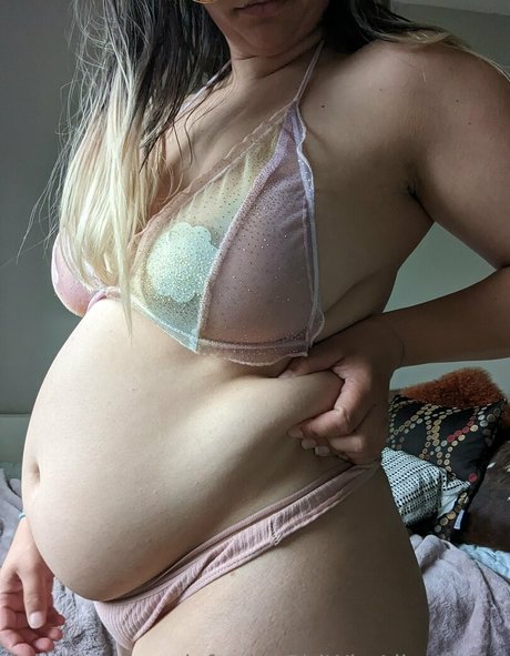 Agirlwholikestoeat photo 190