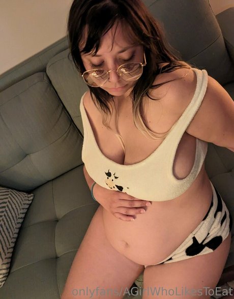 Agirlwholikestoeat photo 226