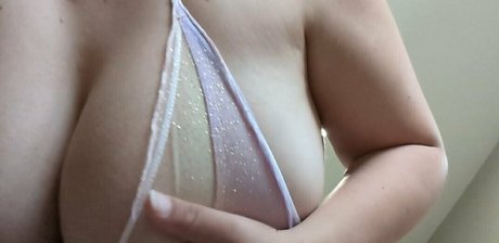 Agirlwholikestoeat photo 250