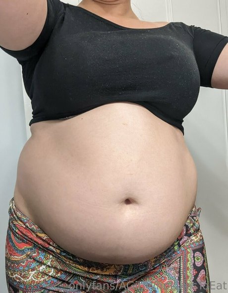 Agirlwholikestoeat photo 285
