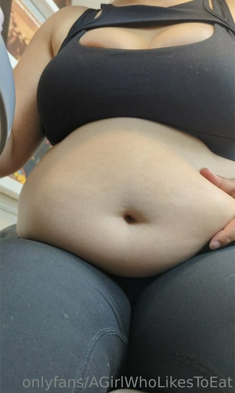Agirlwholikestoeat photo 292