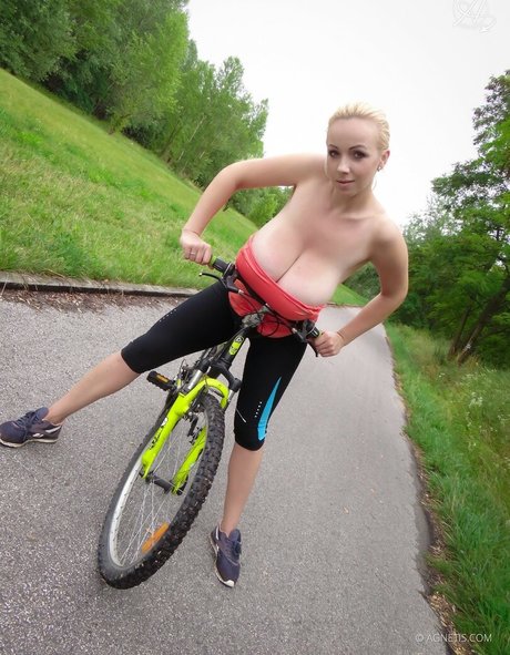 Agnetis Miracle photo 1095