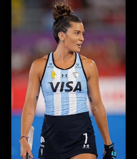 Agustina Albertario photo 6