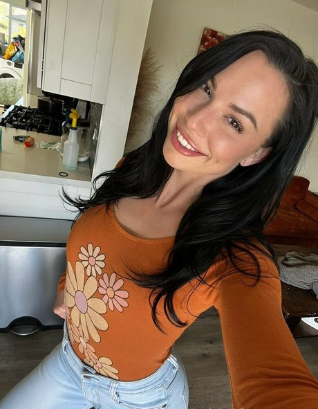 Aidra Fox photo 174