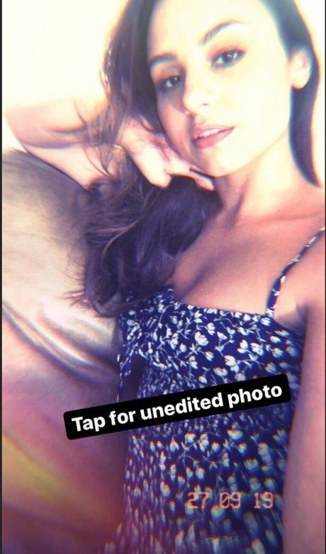 Aimee Carrero photo 4