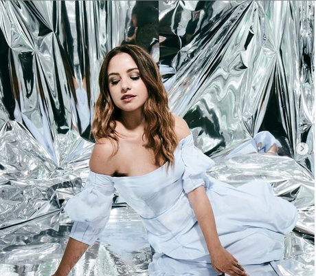 Aimee Carrero photo 8