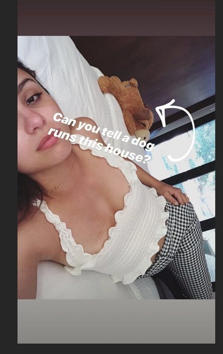 Aimee Carrero photo 17