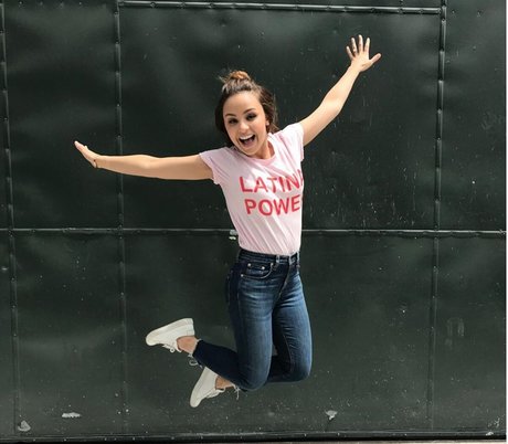 Aimee Carrero photo 30