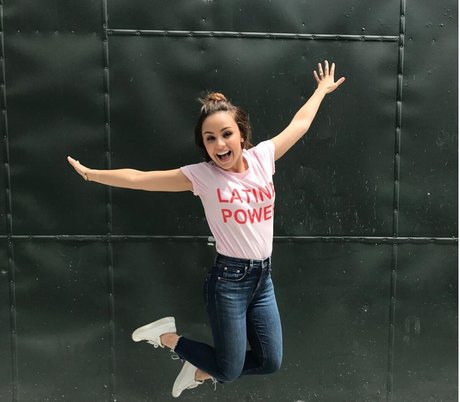 Aimee Carrero photo 33