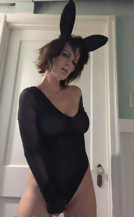 Ainsley_adams photo 26