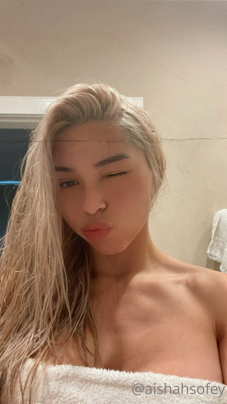 Aishah Sofey photo 361