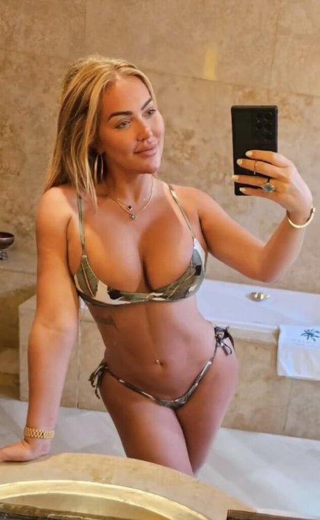 Aisleyne Horgan-Wallace photo 54