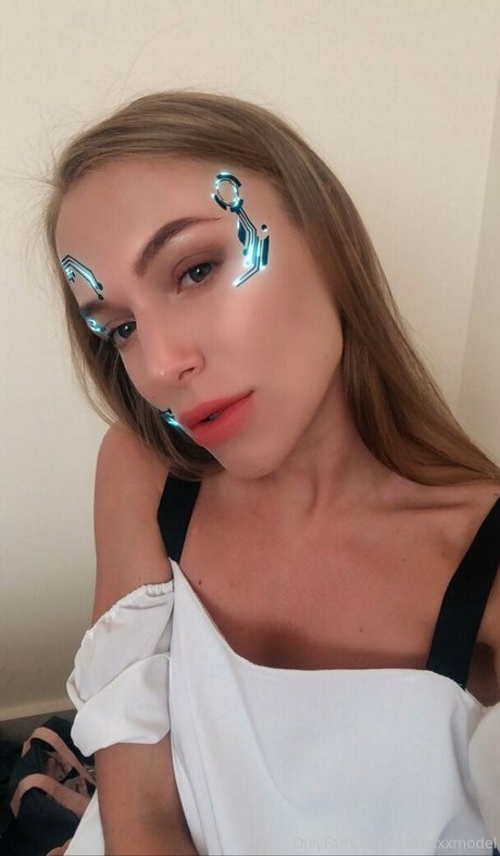 Aislinxxxmodel photo 94