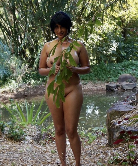 Aiysha Saagar photo 52