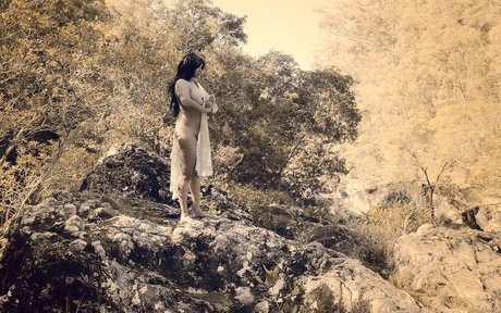 Aiysha Saagar photo 110