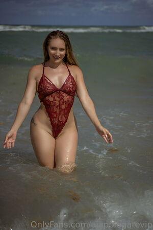 AJ Applegate photo 441