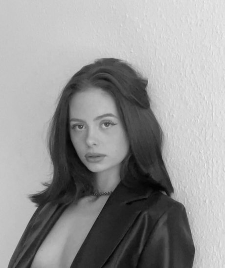 Aja Viola photo 15