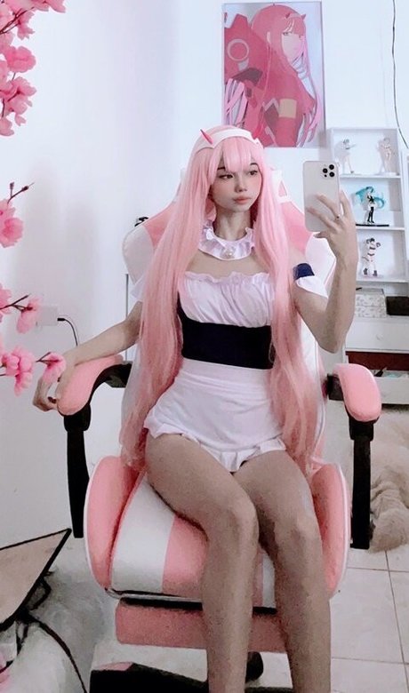 Akari photo 3