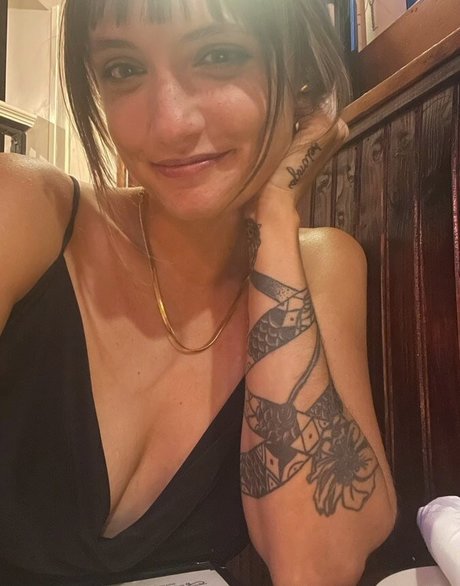 Alanah Mackie photo 46
