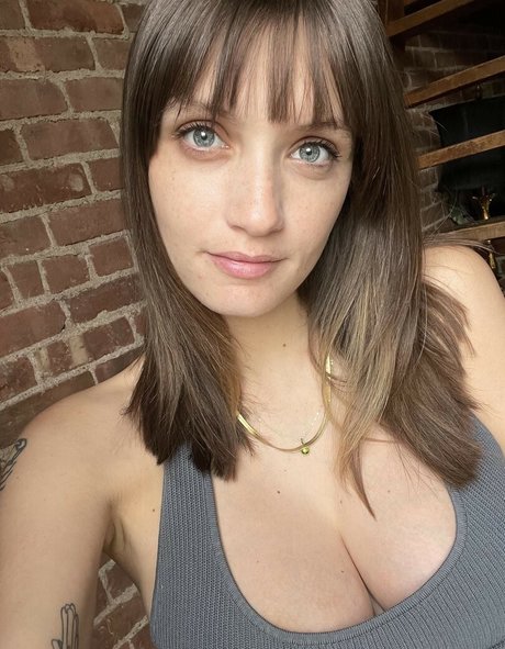 Alanah Mackie photo 64