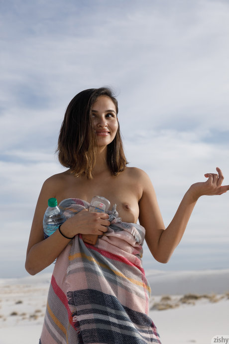 Alejandra Cobos photo 312
