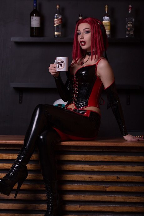 Alena Galan photo 16