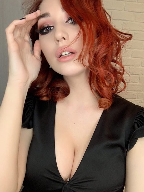 Alena Galan photo 47