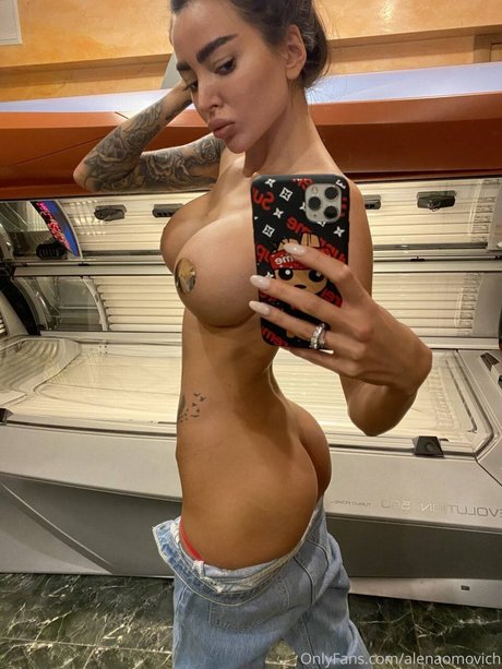 Alena Omovych photo 6