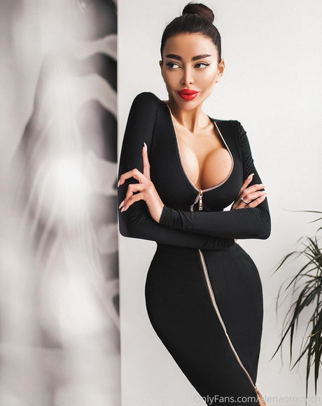 Alena Omovych photo 88