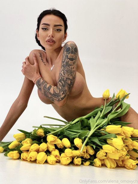 Alena Omovych photo 228