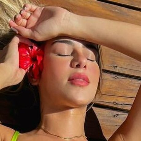 Alessandra Prado photo 24