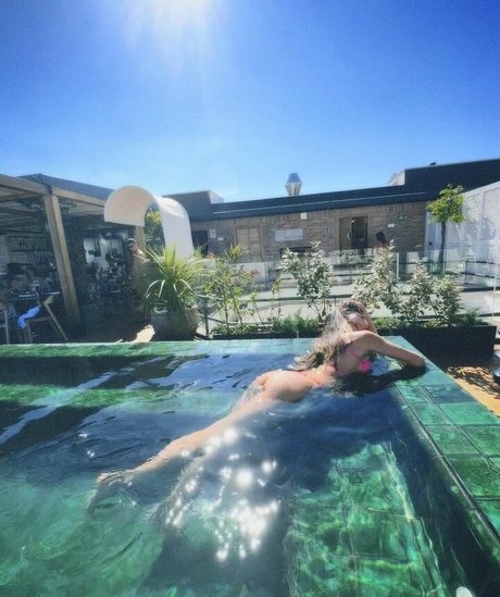 Alessandra Sironi photo 4