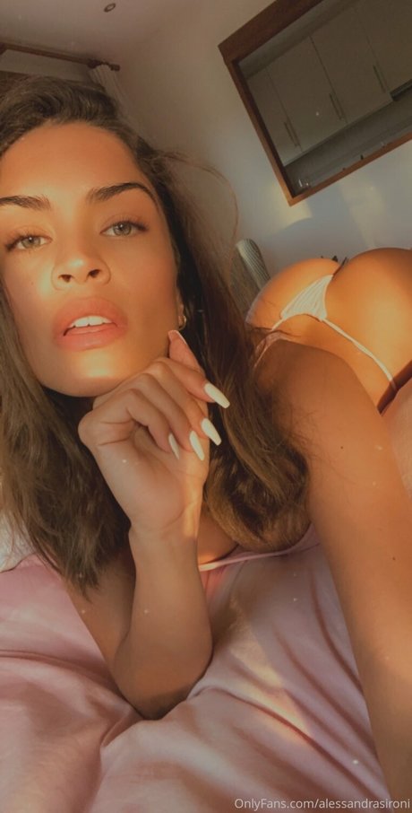 Alessandra Sironi photo 28