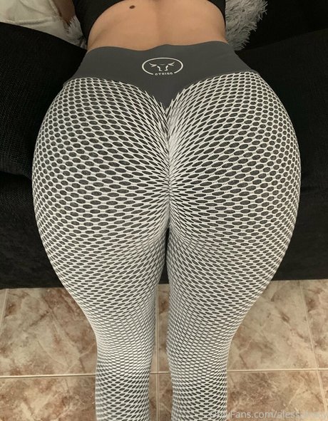 Alessatracy photo 210