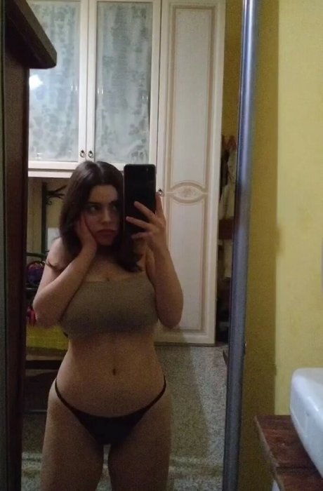 Alessia Ancler photo 7