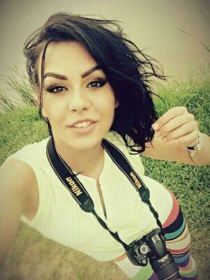 Alessyanadine photo 1