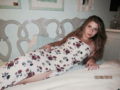 Alex B photo 11