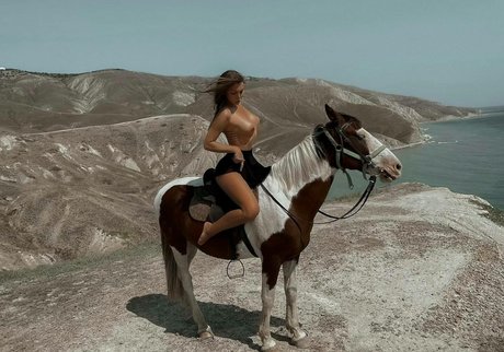 Alex Bekker photo 1