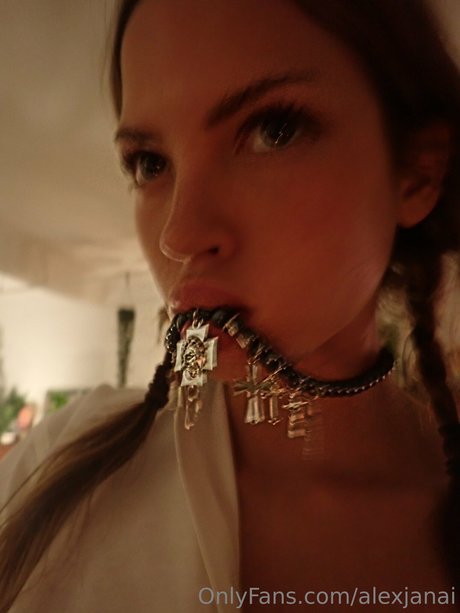 Alex Janai photo 254