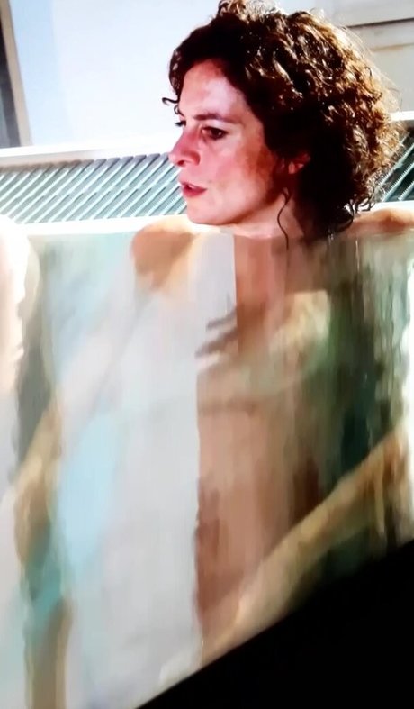 Alex Polizzi photo 5