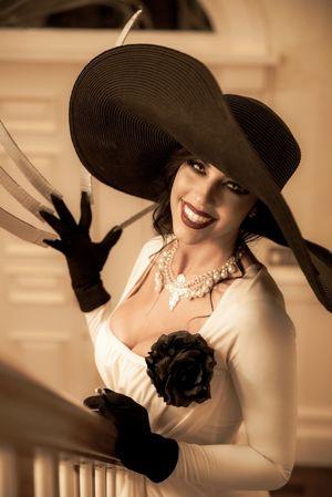 Alex Zedra photo 10