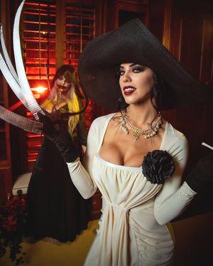 Alex Zedra photo 12