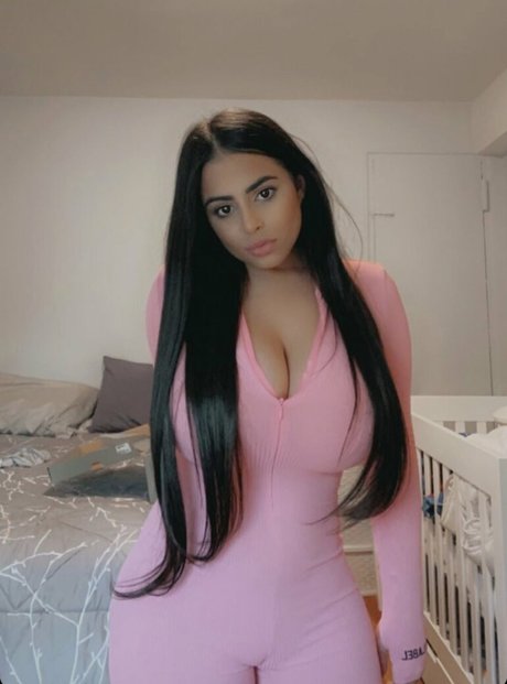 Alexa Attias photo 24