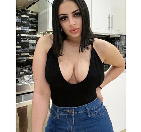 Alexa Attias photo 79