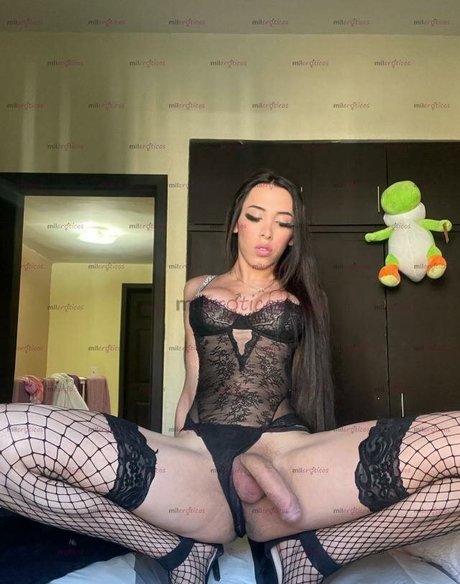 Alexa Ceballos photo 5