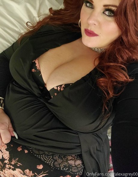 Alexagrey00 photo 8